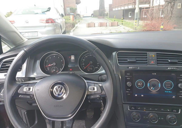 Volkswagen Golf cena 68000 przebieg: 30000, rok produkcji 2017 z Toruń małe 37